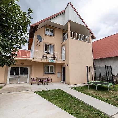 Snam Rooms&Apartment Žabljak Exteriör bild