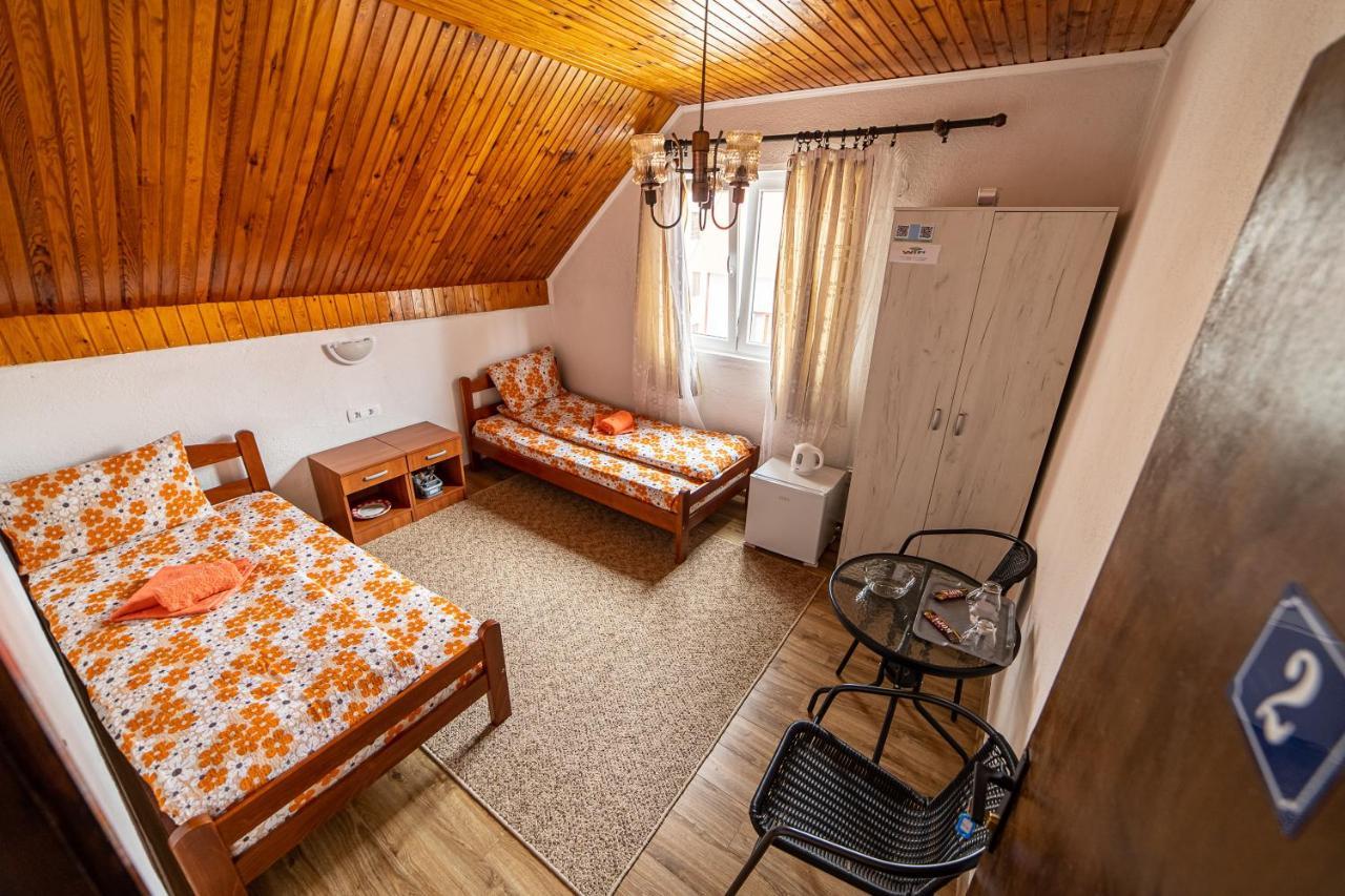 Snam Rooms&Apartment Žabljak Exteriör bild
