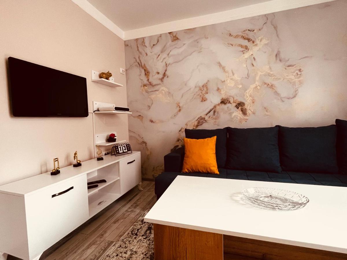 Snam Rooms&Apartment Žabljak Exteriör bild