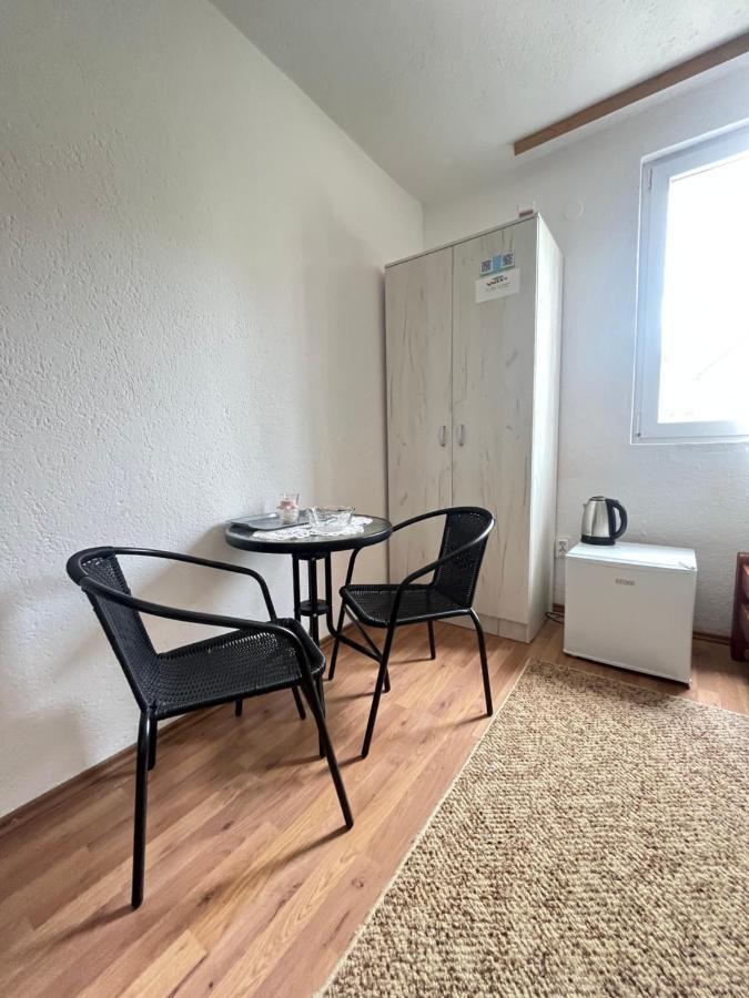 Snam Rooms&Apartment Žabljak Exteriör bild