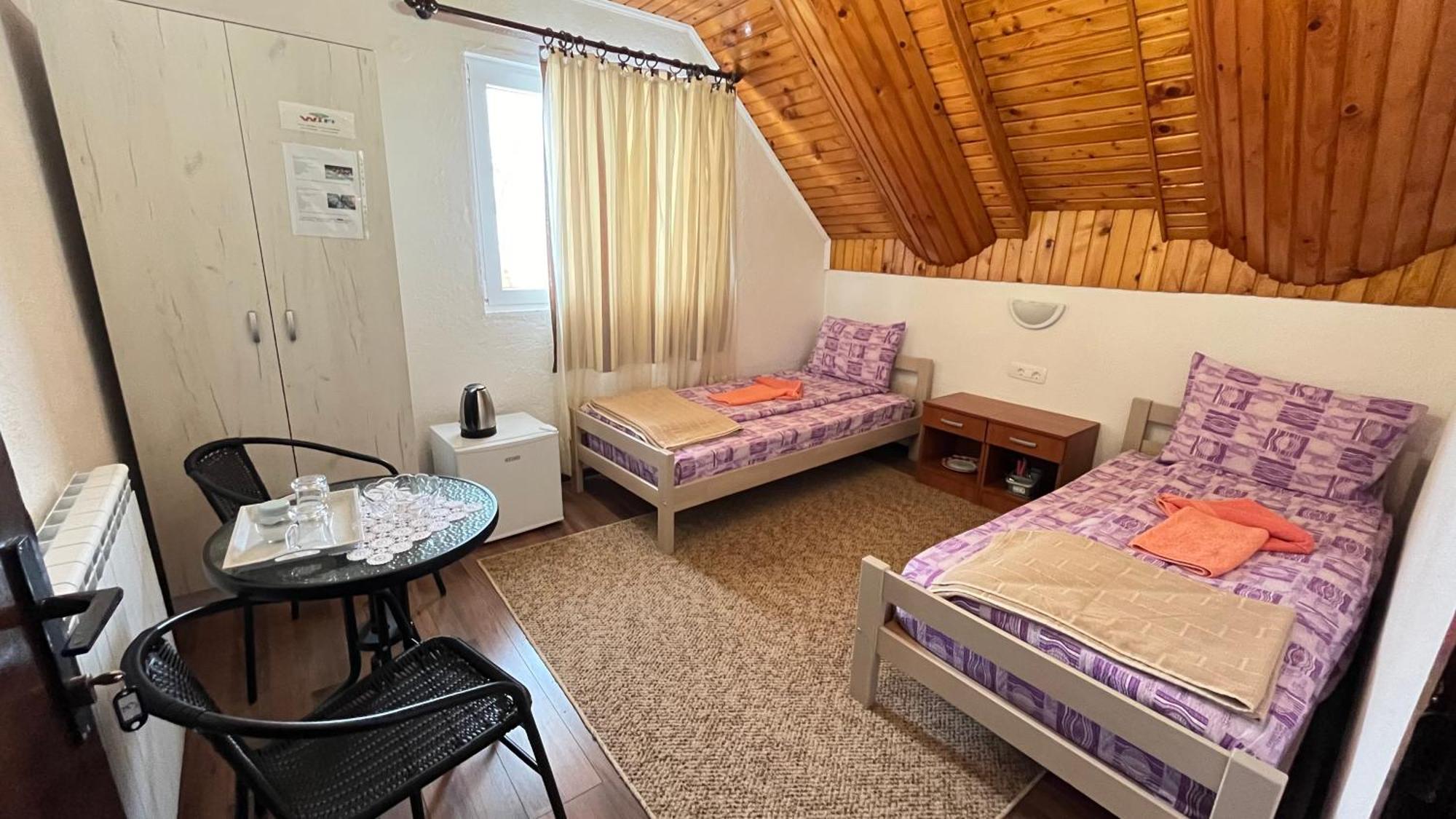 Snam Rooms&Apartment Žabljak Exteriör bild